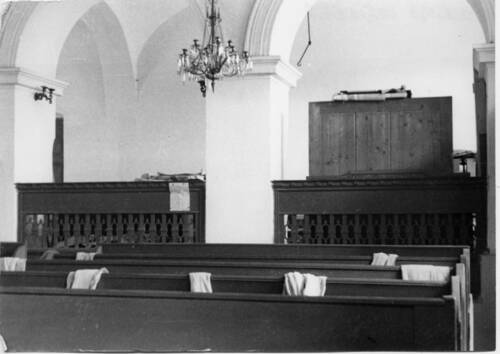 Uhříněves Synagogue interior